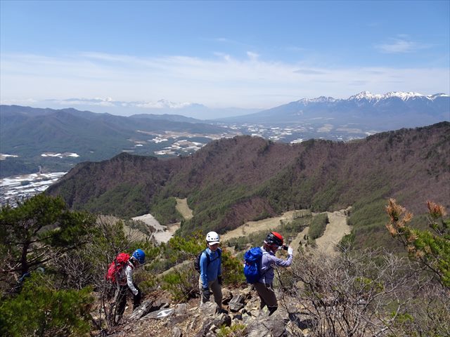 2018年4月29日（日）〜30日（月）《中級》岩稜歩き　天狗山・男山・御座山