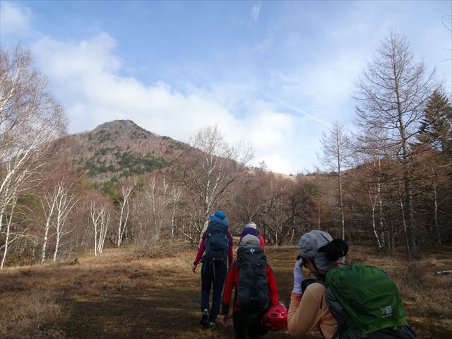 2018年11月18日（日）【中級】岩稜歩き　乾徳山
