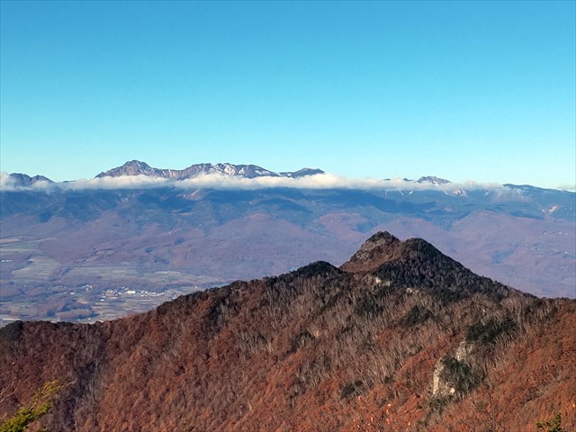2021年11月6日（土）～7日（日）【中級】岩稜歩き　御座山と天狗山～男山