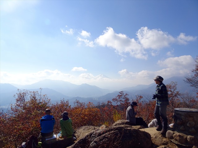 2021年11月17日（木）　【初中級】秀麗富嶽十二景　高川山