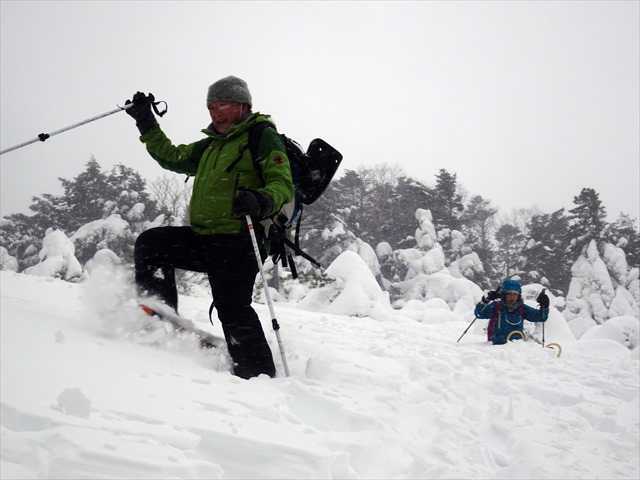 2022年2月26日（土）～27日（日）　【雪山初中級】スノーモービルで行く　茶臼山～白駒池～高見石